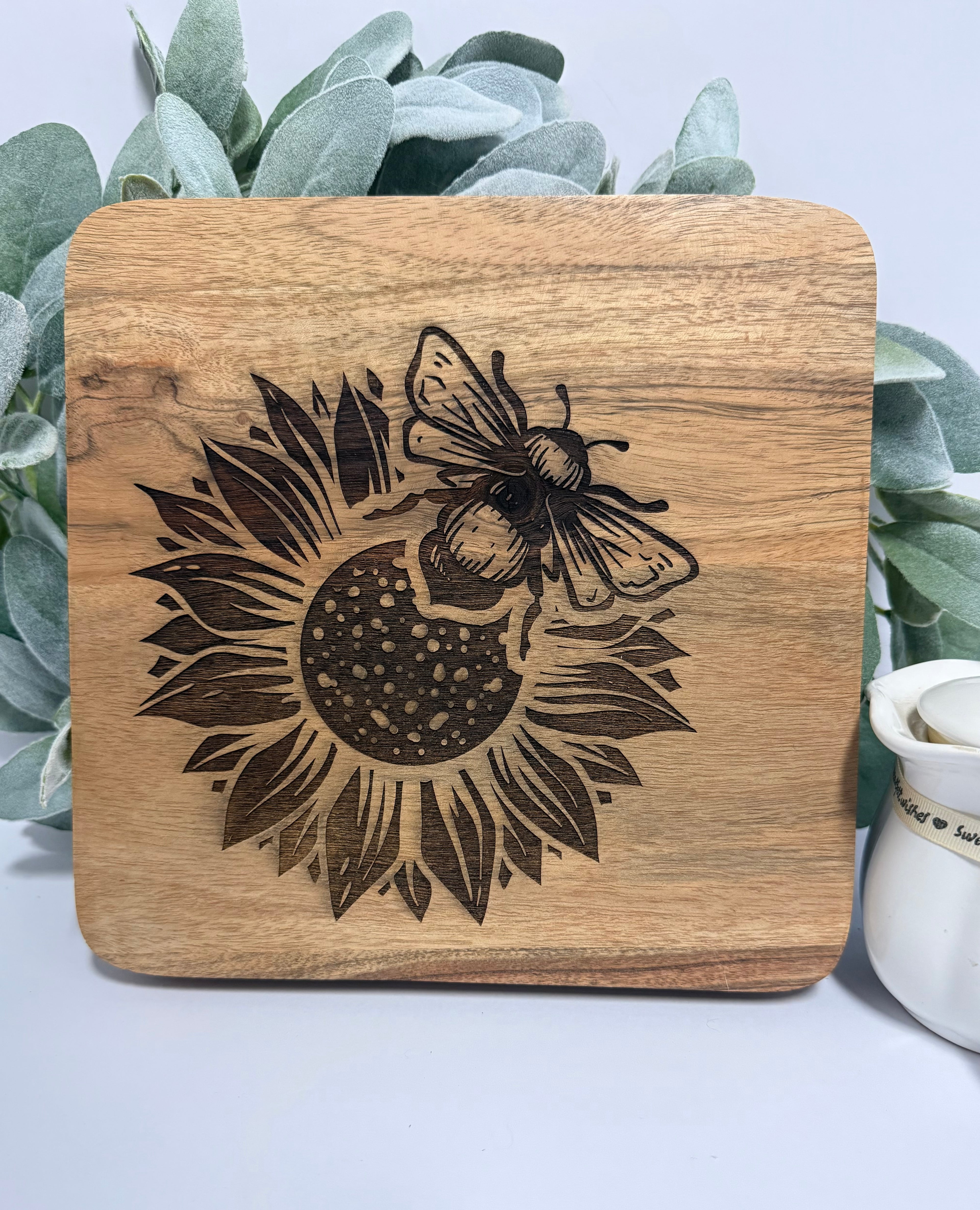 9 in Square Bee & Sunflower